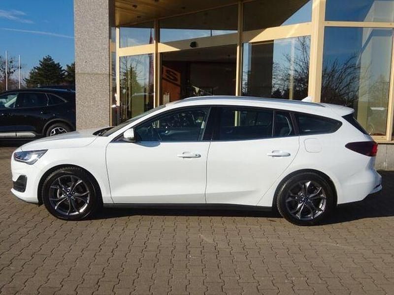 Gebraucht Ford Focus Titanium 116 PS (85 kW) 2024 Frozen white Kombi