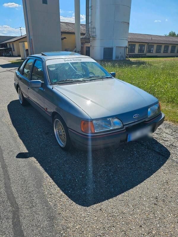 Blau Gebraucht 1990 Ford Sierra Limousine | 2.600 € - Bild 1/4