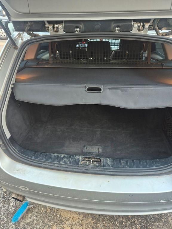Gebraucht BMW 320 150 PS (110 kW) 2005 Silber Kombi