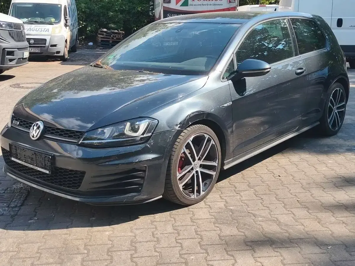 Gebraucht VW Golf VII GTD 184 PS (135 kW) 2014 Grau Limousine