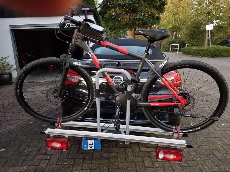 Gebraucht Opel Cascada Innovation 170 PS (125 kW) 2016 Schwarz Cabrio