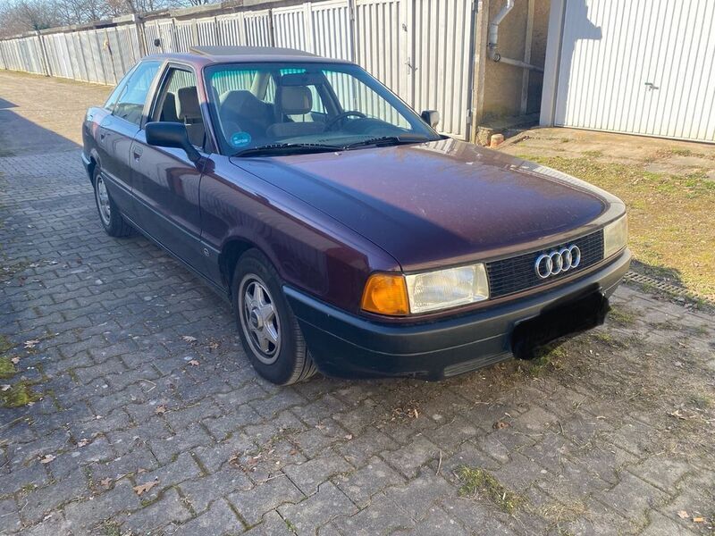Rot Gebraucht 1991 Audi 80 Performance Limousine | 1.999 € - Bild 1/4