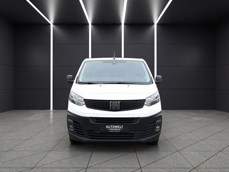 Gebraucht Fiat Scudo 144 PS (105 kW) 2022 Weiß Van