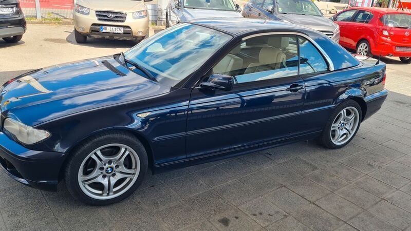Blau Gebraucht 2005 BMW 320 Cabriolet Exclusive Cabrio | 9.900 € (Guter Preis) - Bild 1/4