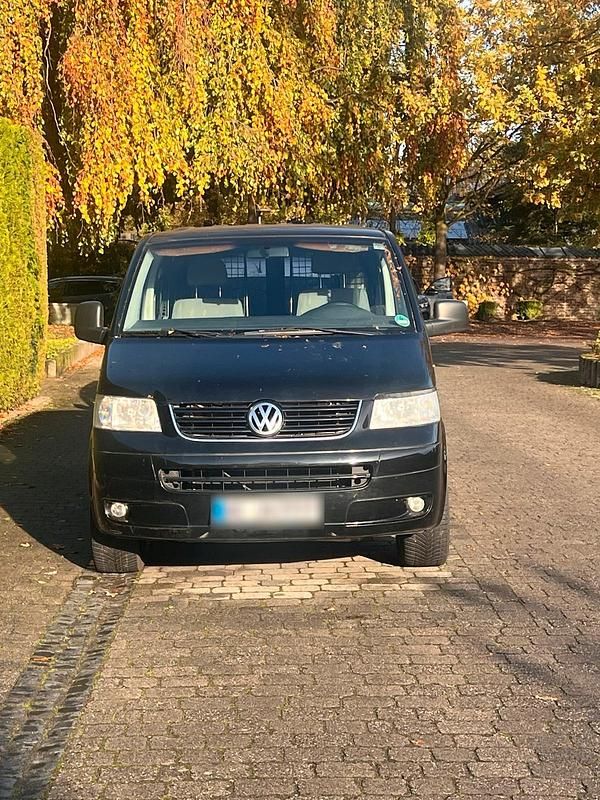 Schwarz Gebraucht 2006 VW T5 Van | 3.000 € - Bild 1/4