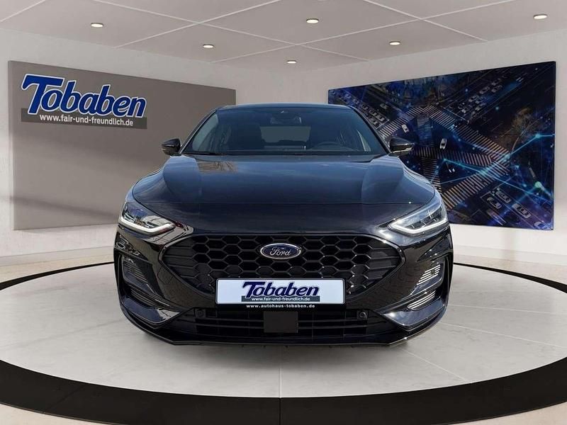 Gebraucht Ford Focus ST-Line X 116 PS (85 kW) 2025 Schwarz Limousine