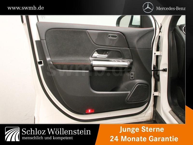 Gebraucht Mercedes GLA220 AMG 190 PS (139 kW) 2023 Weiß SUV