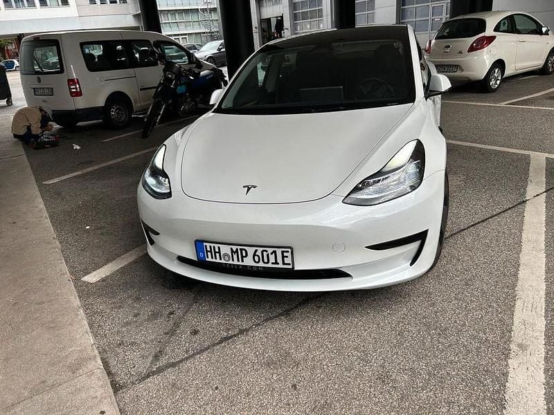 Gebraucht Tesla Model 3 RWD 208 kW (283 PS) 2023 Weiß Limousine