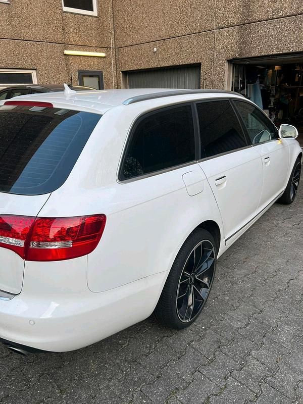 Gebraucht Audi A6 170 PS (125 kW) 2010 Weiß Limousine
