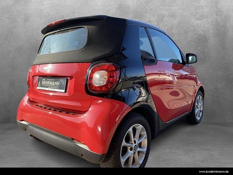 Gebraucht Smart ForTwo Cabrio Passion 71 PS (52 kW) 2017 Rot Cabrio