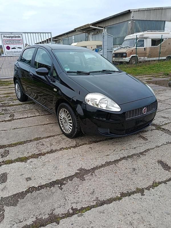 Gebraucht Fiat Punto 95 PS (69 kW) 2008 Schwarz Kleinwagen