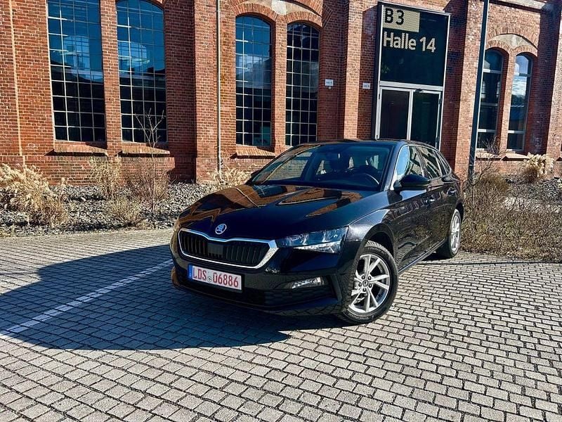 Gebraucht Skoda Scala Cool Plus 95 PS (69 kW) 2021 Schwarz Kleinwagen