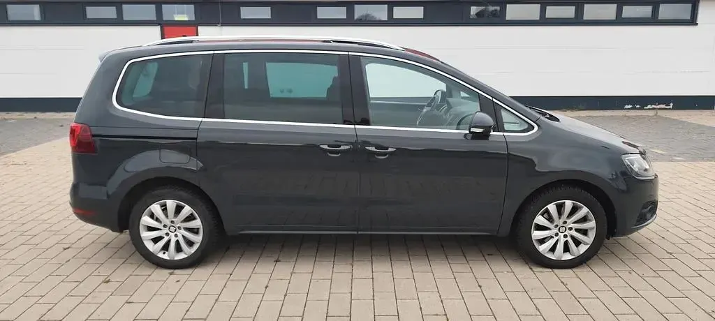 Gebraucht Seat Alhambra Style 150 PS (110 kW) 2019 Grau Van / Kleinbus
