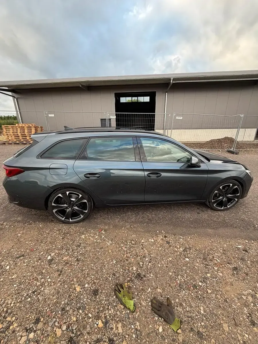 Gebraucht Cupra Leon VZ 310 PS (228 kW) 2023 Andere farben Kombi