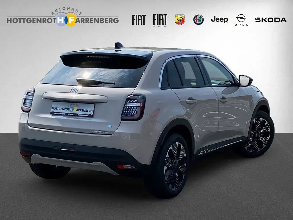 Gebraucht Fiat 600E La Prima 114 kW (156 PS) 2024 Beige SUV
