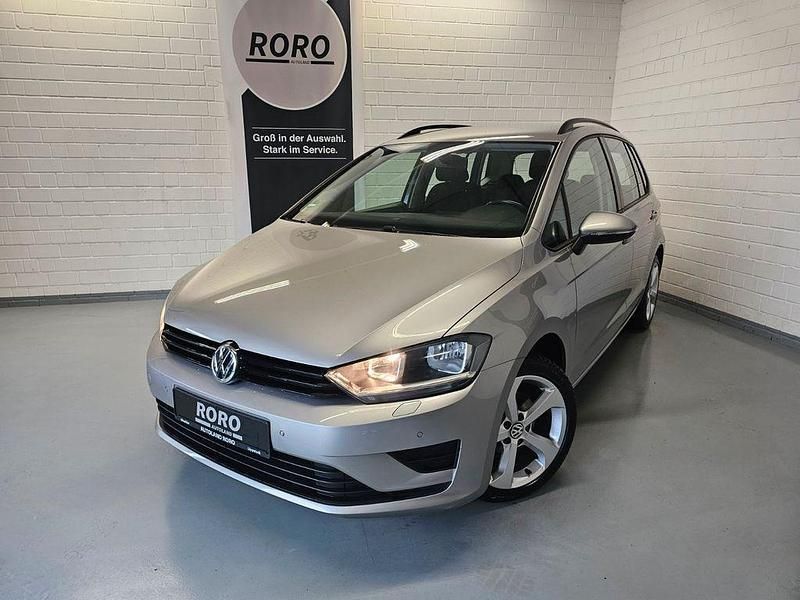 Silber Gebraucht 2014 VW Golf VII Trendline Limousine | 7.650 € (Fairer Preis) - Bild 1/4