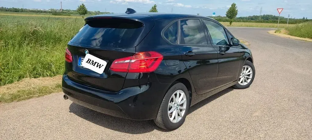 Gebraucht BMW 218 Advantage 150 PS (110 kW) 2018 Schwarz Kombi