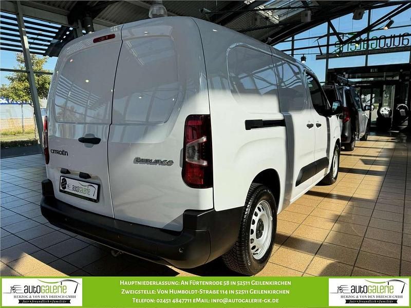 Neu Citroën Berlingo 131 PS (96 kW) 2025 Eisweiß Van / Kleinbus