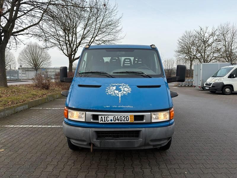 Gebraucht Iveco Daily 145 PS (106 kW) 2002 Blau Limousine