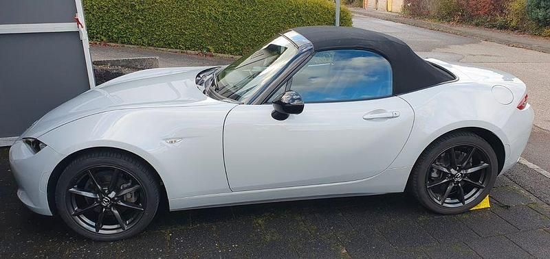 Gebraucht Mazda MX5 Exclusive-Line 160 PS (117 kW) 2015 Weiß Cabrio