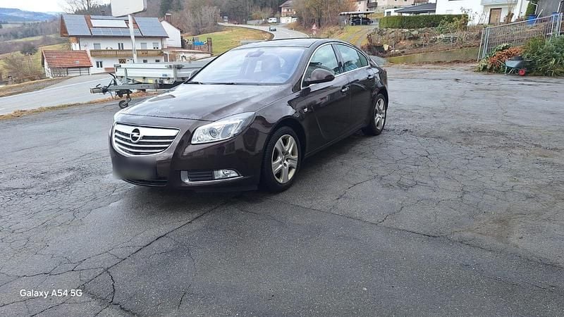 Gebraucht Opel Insignia 160 PS (117 kW) 2013 Limousine