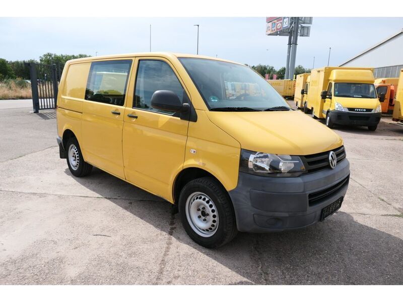 Gebraucht VW T5 84 PS (61 kW) 2010 Ginstergelb r1032 Van