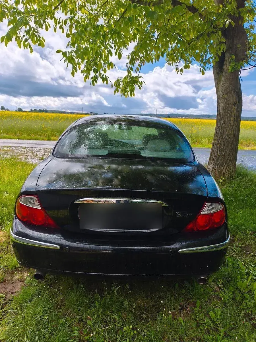 Używany Jaguar E-Type 238 KM (175 kW) 2000 Niebieski Sedan/Limuzyna