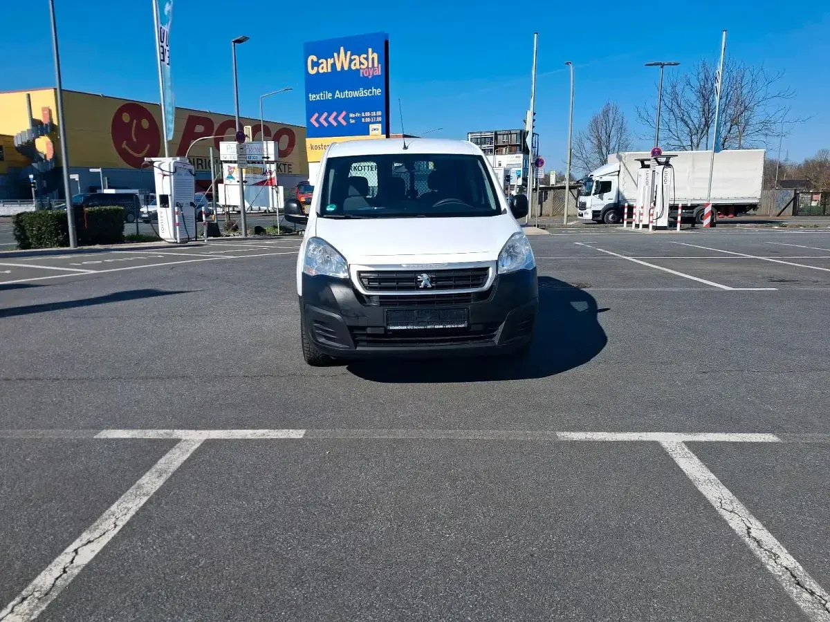 Occasion Peugeot Partner 100 ch (73 kW) 2015 Blanc Monospace