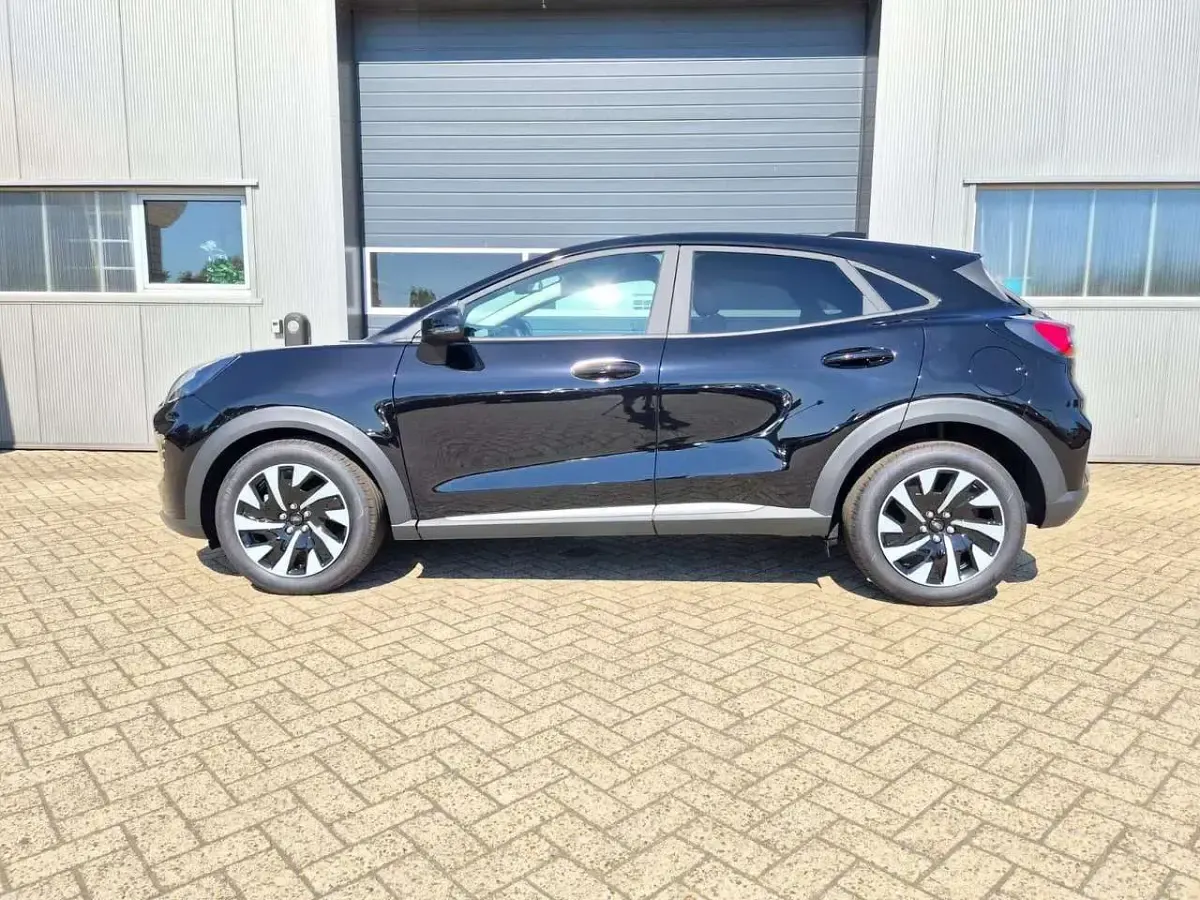 Neu Ford Puma Titanium 125 PS (91 kW) 2026 Agate black metallic SUV
