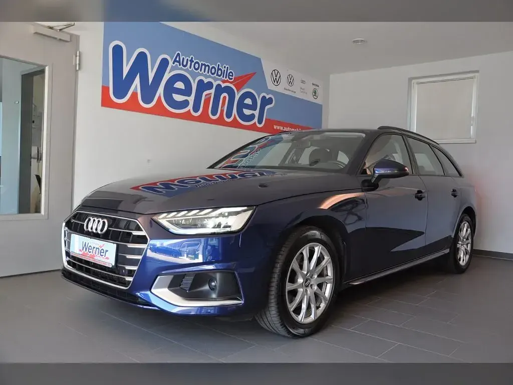 Gebraucht Audi A4 Advanced Plus 163 PS (119 kW) 2020 Navarrablau metallic Kombi