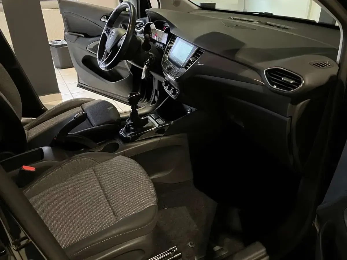 Gebraucht Opel Crossland 110 PS (80 kW) 2023 Schwarz SUV