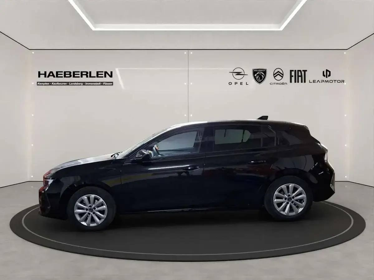 Gebraucht Opel Astra Edition 110 PS (80 kW) 2024 Karbon schwarz (metallic) Kleinwagen