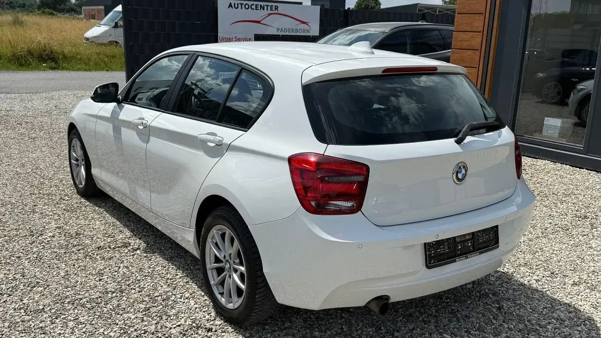 Gebraucht BMW 114 Advantage 102 PS (75 kW) 2013 Weiß Kleinwagen