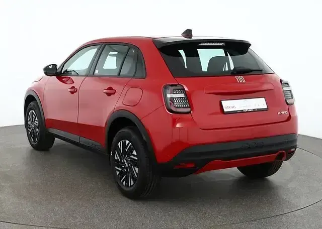 Neu Fiat 600 100 PS (73 kW) 2026 Andere SUV