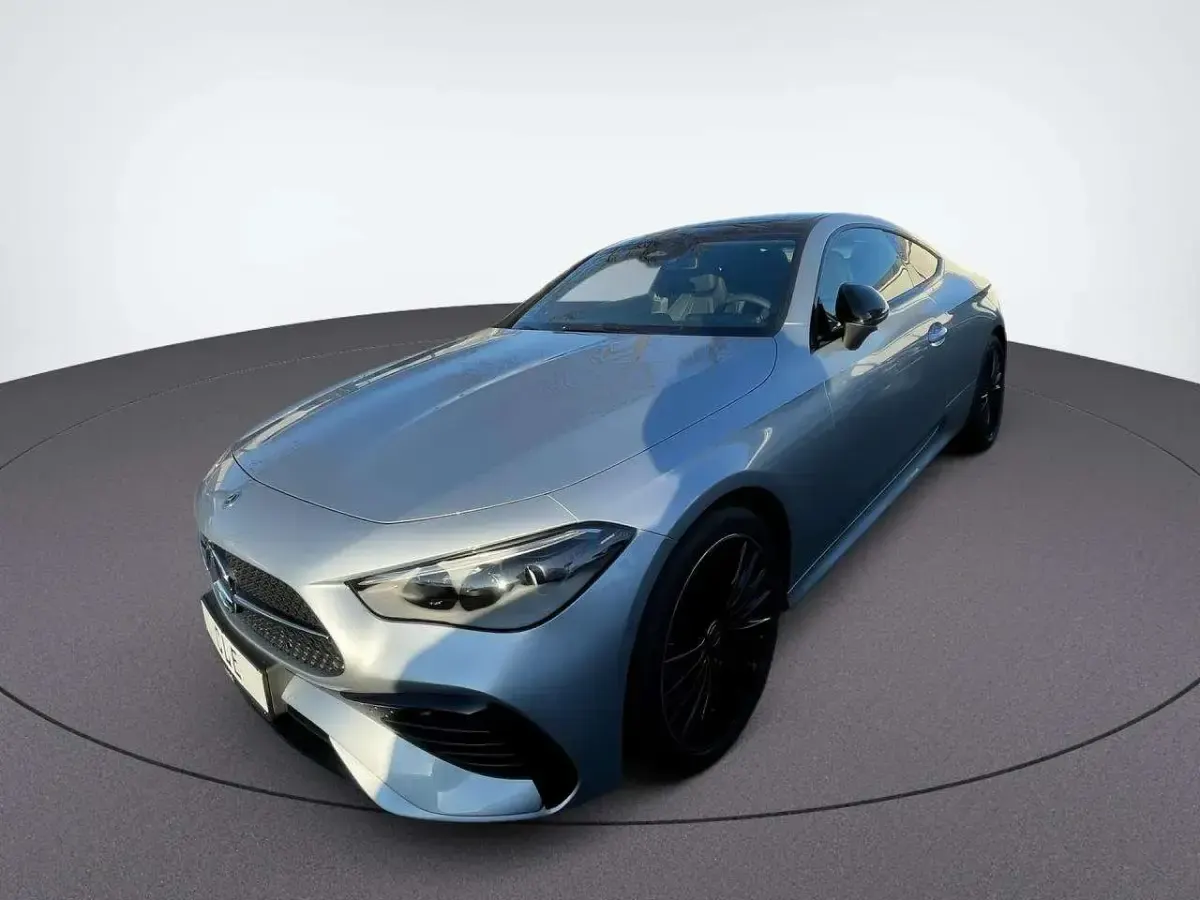 Gebraucht Mercedes CLE200 Night 204 PS (150 kW) 2026 Metalliclack hightechsilber Coupé