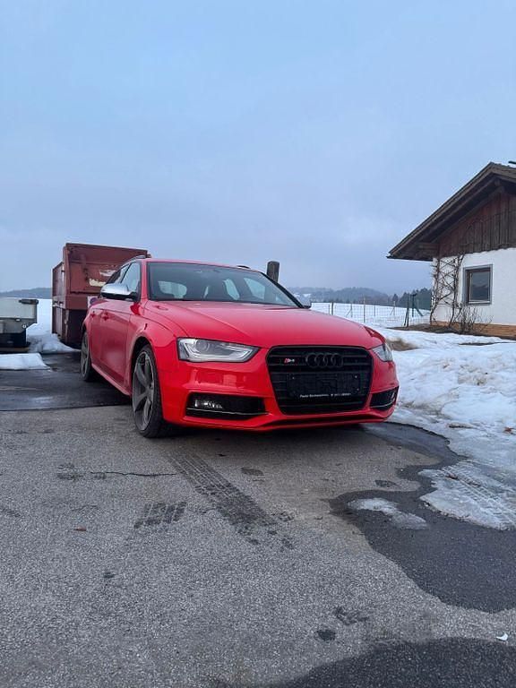 Gebraucht Audi S4 Sport 333 PS (244 kW) 2012 Rot Kombi