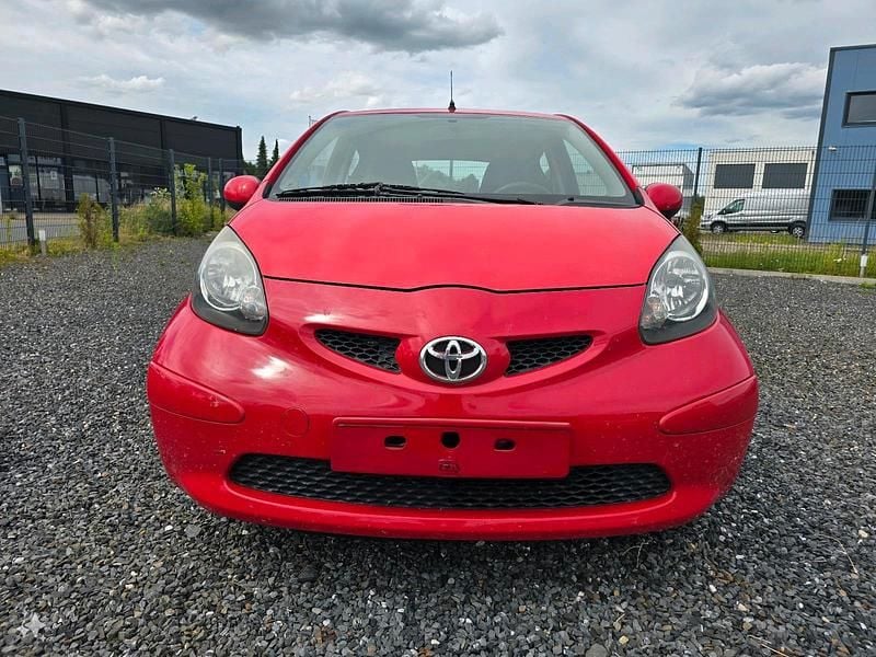 Rot Gebraucht 2008 Toyota Aygo Kleinwagen | 1.890 € (Guter Preis) - Bild 1/4