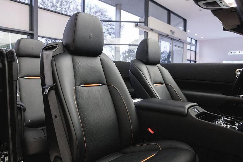 Gebraucht Rolls Royce Dawn 571 PS (419 kW) 2018 Schwarz Cabrio