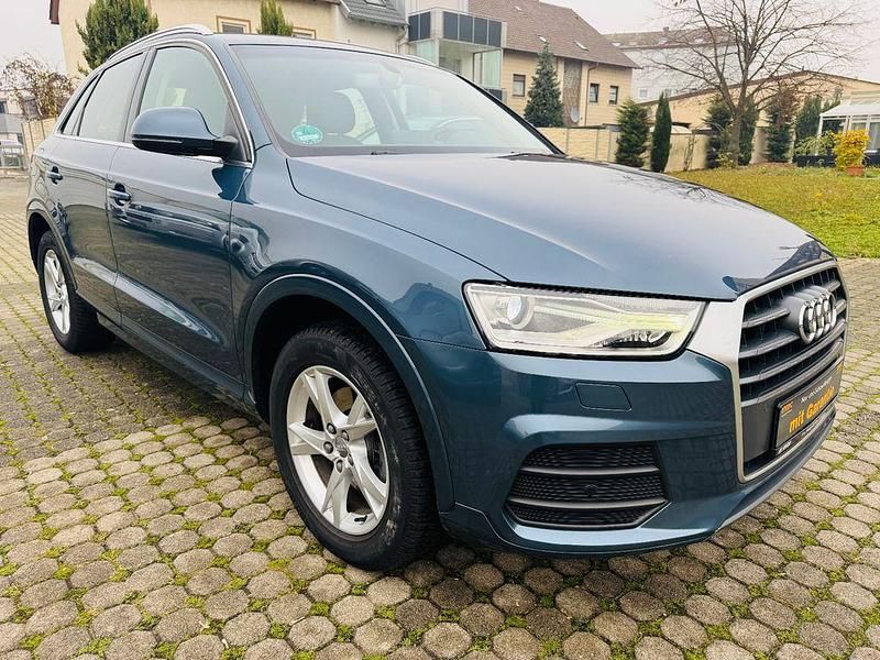 Gebraucht Audi Q3 Sport 150 PS (110 kW) 2016 Utopiablau SUV
