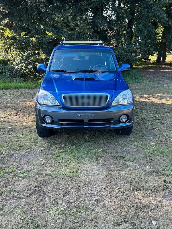 Blau Gebraucht 2003 Hyundai Terracan SUV | 2.990 € - Bild 1/4