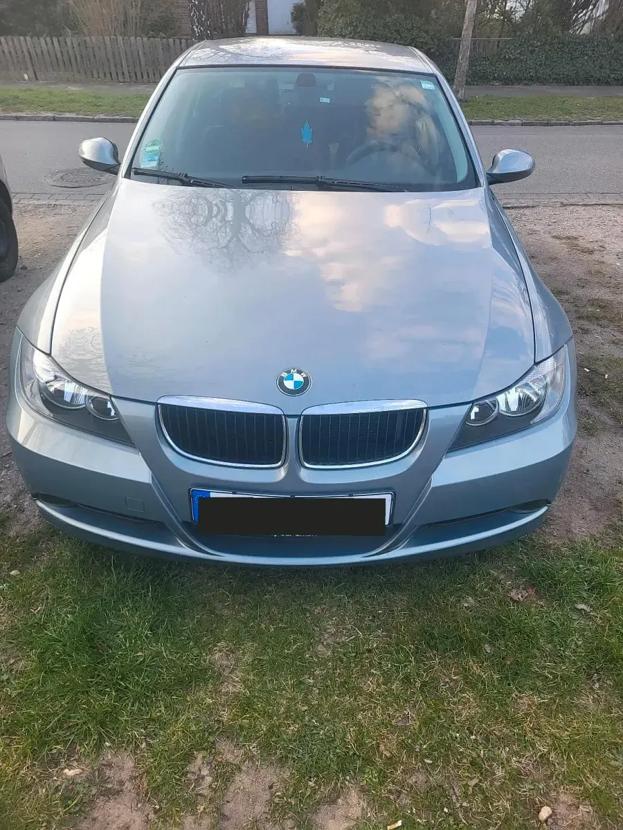 Gebraucht BMW 318 2007 Grau Limousine
