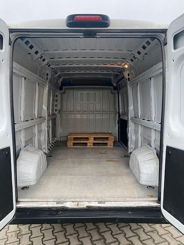 Gebraucht Opel Movano Edition 140 PS (102 kW) 2023 Weiß Van