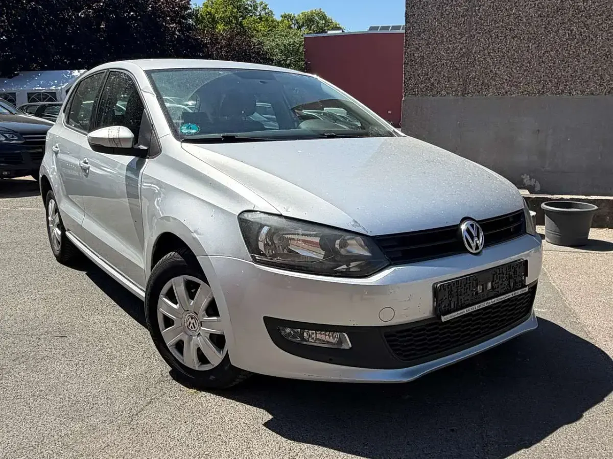 Gebraucht VW Polo Trendline 60 PS (44 kW) 2010 Reflexsilber metallic Kleinwagen