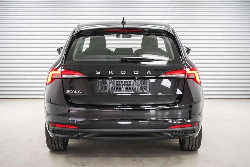 Neu Skoda 110 R Selection 150 PS (110 kW) 2026 Black magic metallic ... Limousine