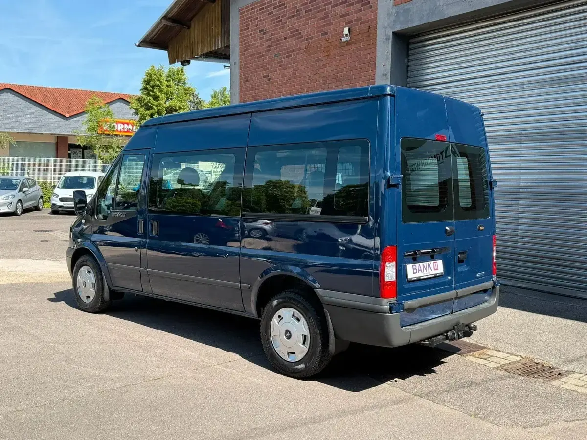 Gebraucht Ford Transit Trend 140 PS (102 kW) 2012 Blau Van / Kleinbus