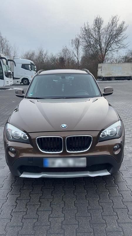 Gebraucht BMW X1 143 PS (105 kW) 2011 Braun SUV