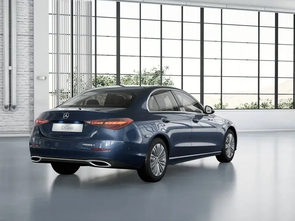 Gebraucht Mercedes C200 Avantgarde 163 PS (119 kW) 2025 Blau sodalithblau metallic Limousine