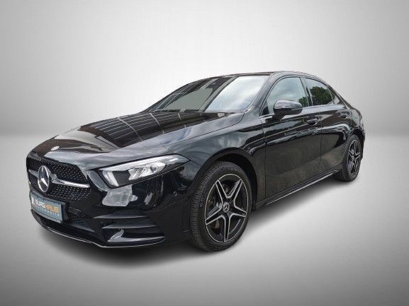 Nachtschwarz unilack Gebraucht 2022 Mercedes A250 AMG Limousine | 26.490 € (Guter Preis) - Bild 1/4