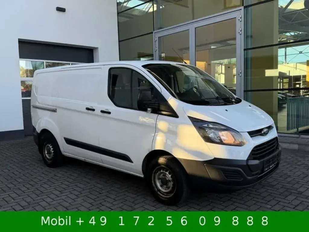 Gebraucht Ford Transit Custom 105 PS (77 kW) 2017 Frozen white Van