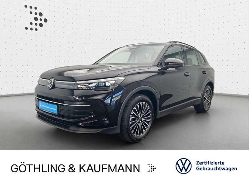 Deep black perleffekt Gebraucht 2024 VW Tiguan Life SUV | 34.430 € (Etwas zu teuer) - Bild 1/3